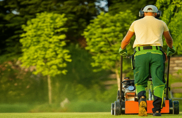 Preparing Your Landscape for Houston’s Summer Heat